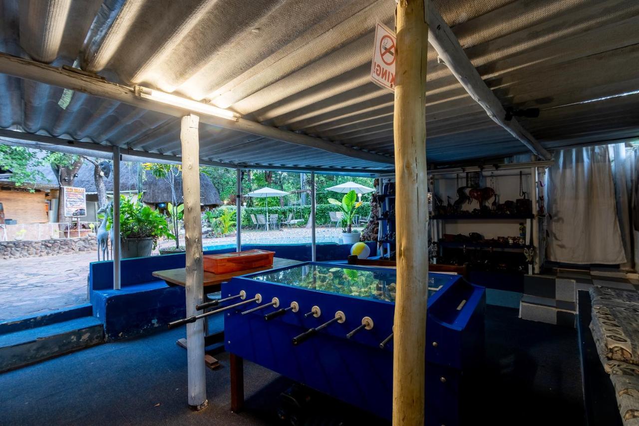 Victoria Falls Backpackers Lodge- Camp Sites Extérieur photo