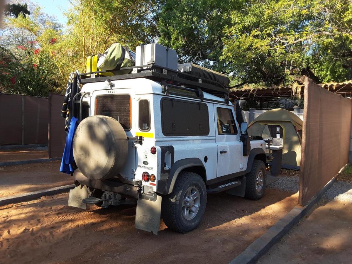 Victoria Falls Backpackers Lodge- Camp Sites Extérieur photo