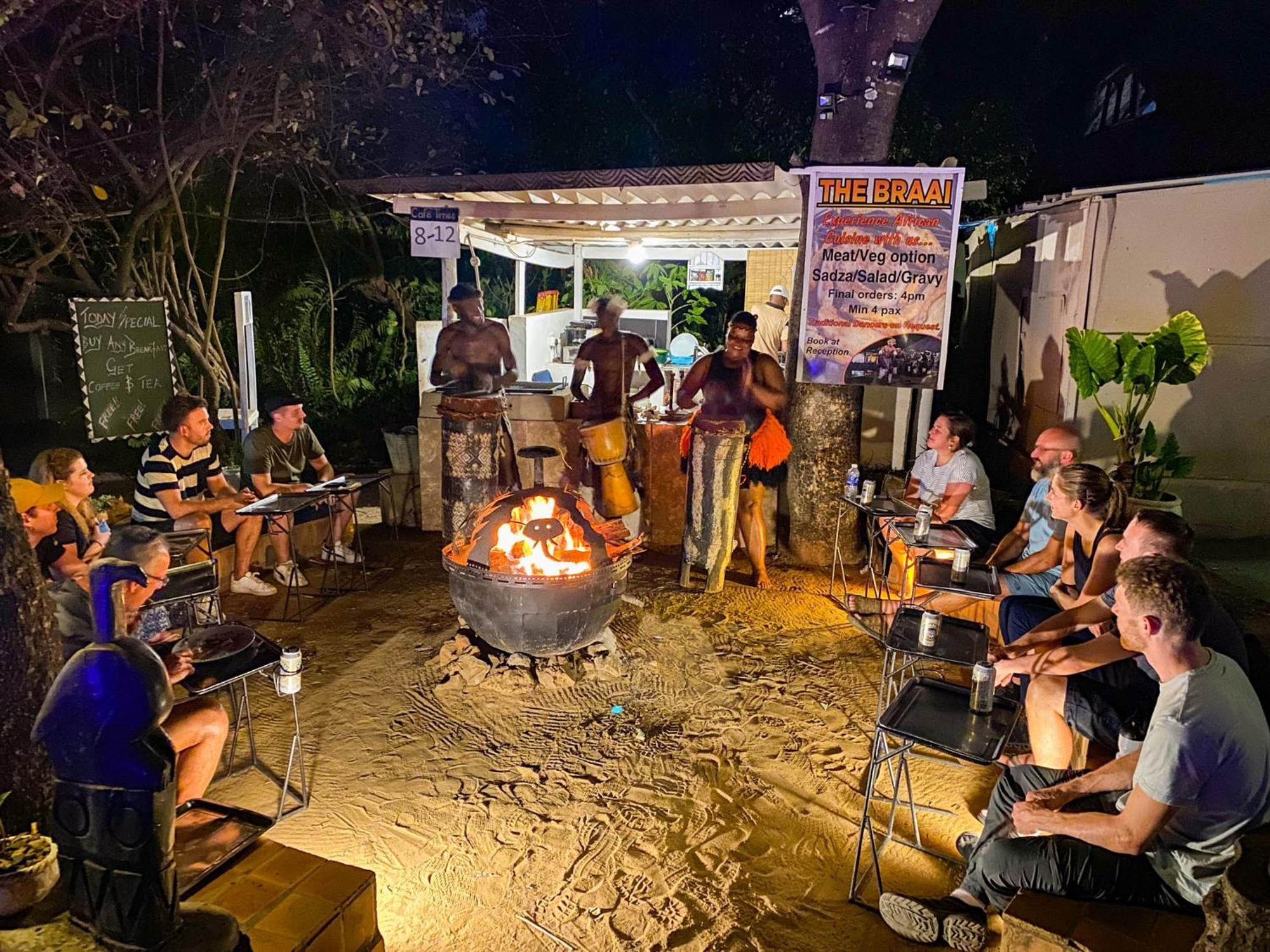 Victoria Falls Backpackers Lodge- Camp Sites Extérieur photo